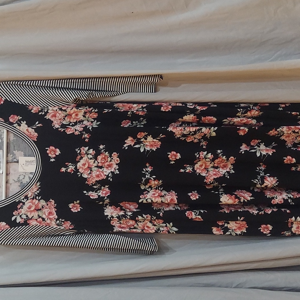 Cielo Blu Midi Dress women's Size Medium
